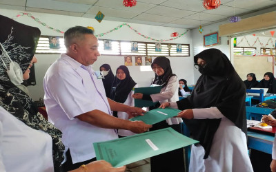 Pembinaan & penyerahan SK GTT dan PTT