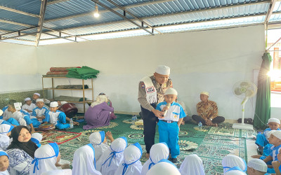 Gelar Isra' Mi'raj di MI Alkhairaat Mogolaing
